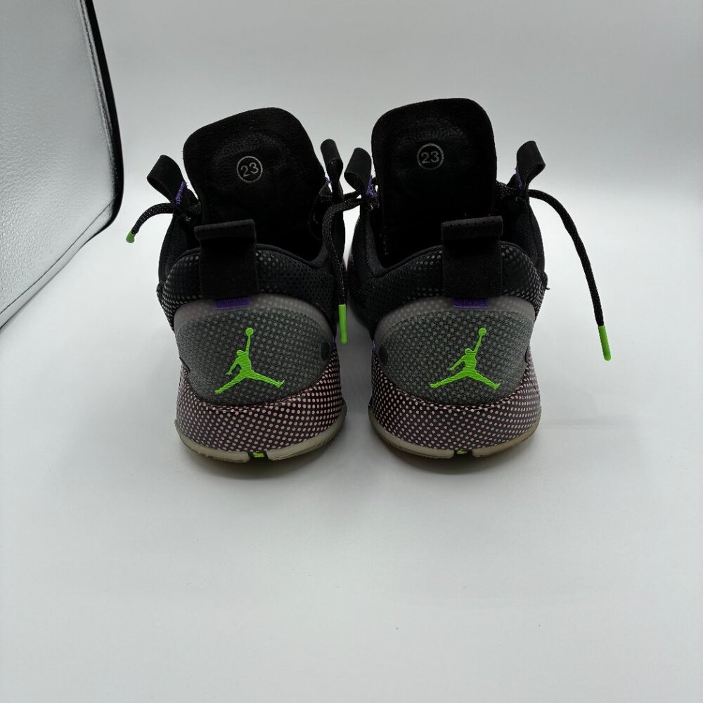Size 11 - Air Jordan 34 Low Vapor Green - Picture 2 of 5